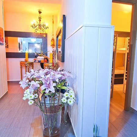 Hostal Oxum Мадрид Интерьер фото